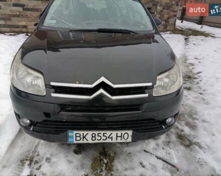 Чорний Сітроен С4, об'ємом двигуна 1.36 л та пробігом 250 тис. км за 1000 $, фото 1 на Automoto.ua