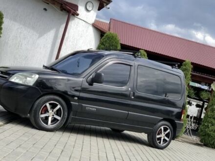 Чорний Сітроен С4, об'ємом двигуна 2 л та пробігом 320 тис. км за 3200 $, фото 1 на Automoto.ua