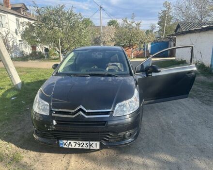 Черный Ситроен С4, объемом двигателя 1.6 л и пробегом 308 тыс. км за 2300 $, фото 1 на Automoto.ua