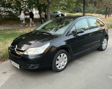 Черный Ситроен С4, объемом двигателя 1.6 л и пробегом 260 тыс. км за 3307 $, фото 1 на Automoto.ua