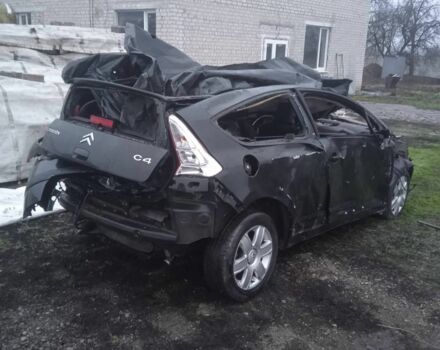 Черный Ситроен С4, объемом двигателя 0 л и пробегом 300 тыс. км за 1500 $, фото 1 на Automoto.ua