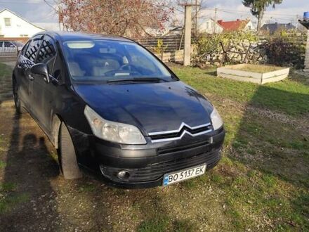 Черный Ситроен С4, объемом двигателя 1.6 л и пробегом 165 тыс. км за 4500 $, фото 1 на Automoto.ua