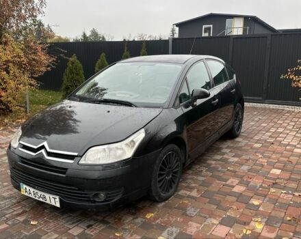 Черный Ситроен С4, объемом двигателя 1.6 л и пробегом 250 тыс. км за 3600 $, фото 1 на Automoto.ua