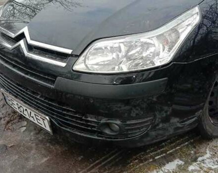 Черный Ситроен С4, объемом двигателя 1.6 л и пробегом 126 тыс. км за 4950 $, фото 1 на Automoto.ua