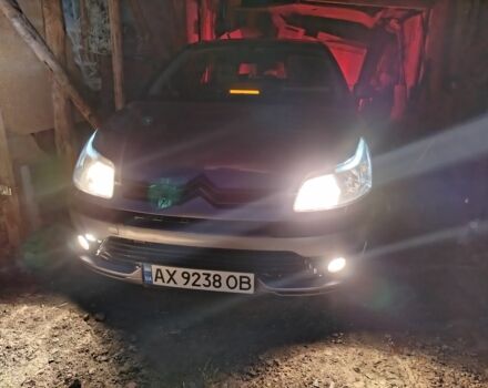 Фіолетовий Сітроен С4, об'ємом двигуна 1.6 л та пробігом 150 тис. км за 4100 $, фото 12 на Automoto.ua
