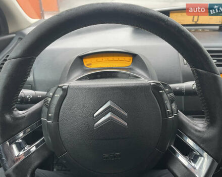 Фиолетовый Ситроен С4, объемом двигателя 1.6 л и пробегом 296 тыс. км за 4400 $, фото 2 на Automoto.ua