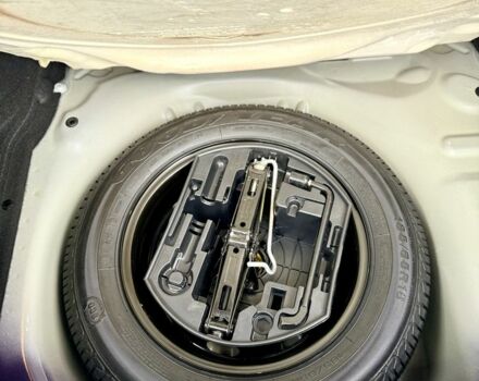 Ситроен С4 2016 в Киеве на Automoto.ua Фиолетовый Ситроен С4, объемом двигателя 1.6 л и пробегом 140 тыс. км за 10300 $, фото 12 на Automoto.ua