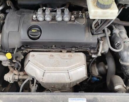 Коричневый Ситроен С4, объемом двигателя 1.6 л и пробегом 236 тыс. км за 6500 $, фото 5 на Automoto.ua