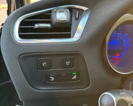 Коричневий Сітроен С4, об'ємом двигуна 1.6 л та пробігом 220 тис. км за 7400 $, фото 17 на Automoto.ua