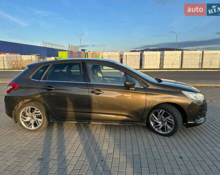 Коричневий Сітроен С4, об'ємом двигуна 1.6 л та пробігом 220 тис. км за 7400 $, фото 3 на Automoto.ua