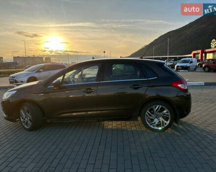 Коричневий Сітроен С4, об'ємом двигуна 1.6 л та пробігом 220 тис. км за 7400 $, фото 6 на Automoto.ua
