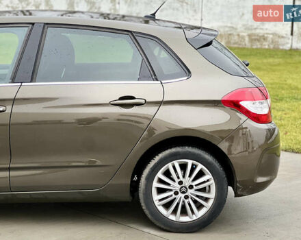 Коричневый Ситроен С4, объемом двигателя 1.56 л и пробегом 255 тыс. км за 7500 $, фото 8 на Automoto.ua