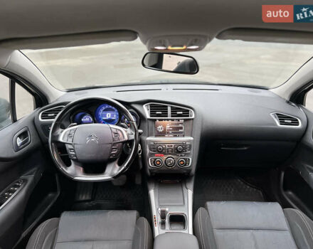 Коричневый Ситроен С4, объемом двигателя 1.56 л и пробегом 255 тыс. км за 7500 $, фото 44 на Automoto.ua