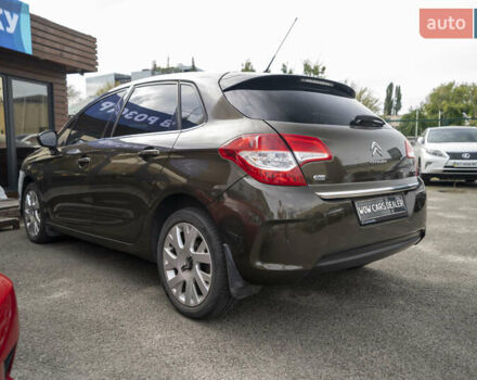 Коричневий Сітроен С4, об'ємом двигуна 1.6 л та пробігом 200 тис. км за 5800 $, фото 13 на Automoto.ua
