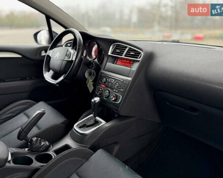 Коричневый Ситроен С4, объемом двигателя 1.6 л и пробегом 111 тыс. км за 6599 $, фото 18 на Automoto.ua