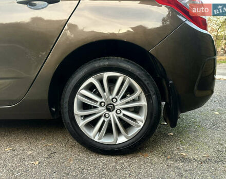 Коричневий Сітроен С4, об'ємом двигуна 1.6 л та пробігом 287 тис. км за 7300 $, фото 6 на Automoto.ua