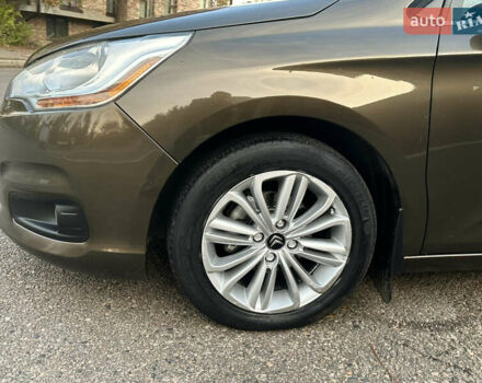 Коричневий Сітроен С4, об'ємом двигуна 1.6 л та пробігом 287 тис. км за 6500 $, фото 8 на Automoto.ua