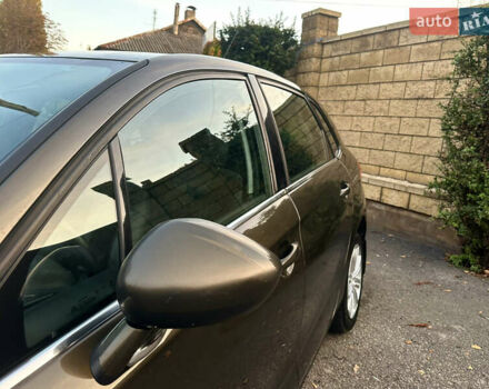 Коричневий Сітроен С4, об'ємом двигуна 1.6 л та пробігом 287 тис. км за 6500 $, фото 7 на Automoto.ua