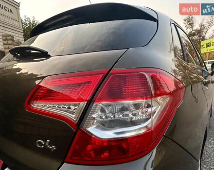 Коричневий Сітроен С4, об'ємом двигуна 1.6 л та пробігом 287 тис. км за 6500 $, фото 11 на Automoto.ua