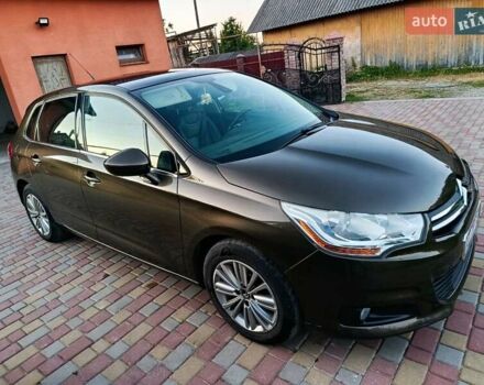 Коричневый Ситроен С4, объемом двигателя 1.56 л и пробегом 265 тыс. км за 7550 $, фото 1 на Automoto.ua