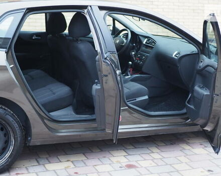 Коричневий Сітроен С4, об'ємом двигуна 1.6 л та пробігом 167 тис. км за 6950 $, фото 1 на Automoto.ua