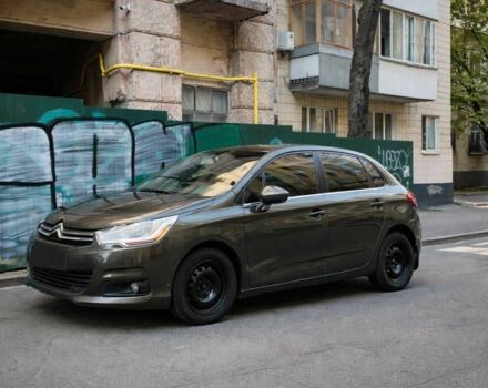 Коричневый Ситроен С4, объемом двигателя 1.6 л и пробегом 236 тыс. км за 6700 $, фото 1 на Automoto.ua