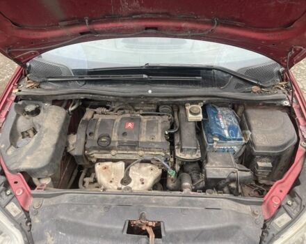 Красный Ситроен С4, объемом двигателя 1.6 л и пробегом 157 тыс. км за 4950 $, фото 9 на Automoto.ua