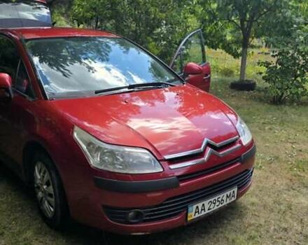 Красный Ситроен С4, объемом двигателя 1.6 л и пробегом 140 тыс. км за 4500 $, фото 5 на Automoto.ua