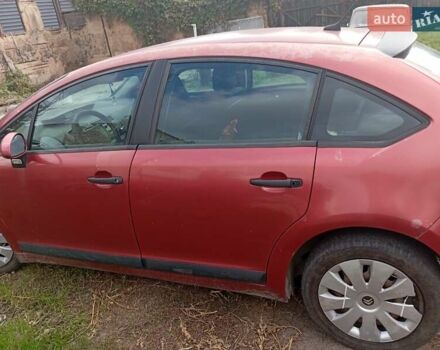 Красный Ситроен С4, объемом двигателя 1.6 л и пробегом 180 тыс. км за 3000 $, фото 5 на Automoto.ua