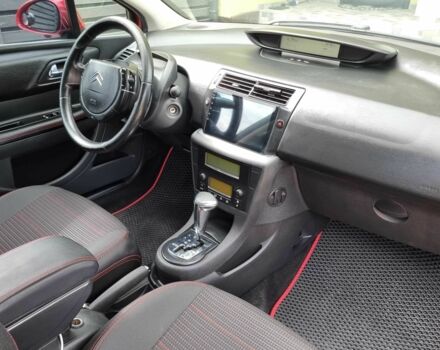 Червоний Сітроен С4, об'ємом двигуна 1.6 л та пробігом 247 тис. км за 5900 $, фото 14 на Automoto.ua