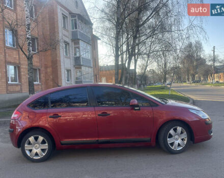 Червоний Сітроен С4, об'ємом двигуна 1.59 л та пробігом 158 тис. км за 4750 $, фото 4 на Automoto.ua