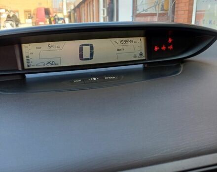 Червоний Сітроен С4, об'ємом двигуна 1.6 л та пробігом 160 тис. км за 3600 $, фото 6 на Automoto.ua