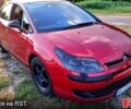 Красный Ситроен С4, объемом двигателя 1.6 л и пробегом 220 тыс. км за 3900 $, фото 1 на Automoto.ua