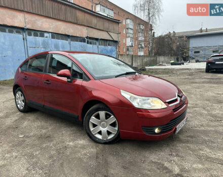 Красный Ситроен С4, объемом двигателя 1.59 л и пробегом 244 тыс. км за 5500 $, фото 4 на Automoto.ua