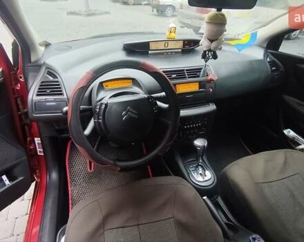 Червоний Сітроен С4, об'ємом двигуна 1.59 л та пробігом 190 тис. км за 3900 $, фото 4 на Automoto.ua