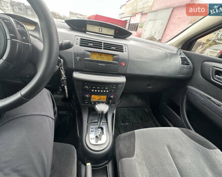 Красный Ситроен С4, объемом двигателя 1.59 л и пробегом 244 тыс. км за 5500 $, фото 37 на Automoto.ua