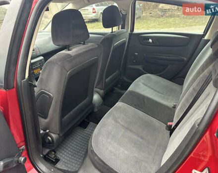 Красный Ситроен С4, объемом двигателя 1.59 л и пробегом 244 тыс. км за 5500 $, фото 30 на Automoto.ua