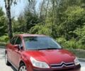 Красный Ситроен С4, объемом двигателя 1.4 л и пробегом 250 тыс. км за 2999 $, фото 1 на Automoto.ua