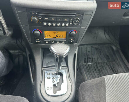 Красный Ситроен С4, объемом двигателя 1.59 л и пробегом 244 тыс. км за 5500 $, фото 38 на Automoto.ua