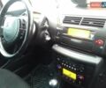 Красный Ситроен С4, объемом двигателя 1.6 л и пробегом 245 тыс. км за 4500 $, фото 10 на Automoto.ua