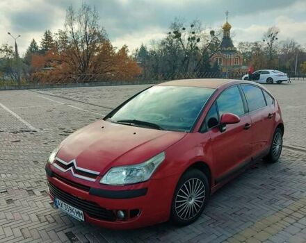 Красный Ситроен С4, объемом двигателя 1.6 л и пробегом 200 тыс. км за 3200 $, фото 1 на Automoto.ua