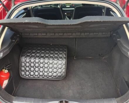 Красный Ситроен С4, объемом двигателя 1.6 л и пробегом 200 тыс. км за 3600 $, фото 4 на Automoto.ua