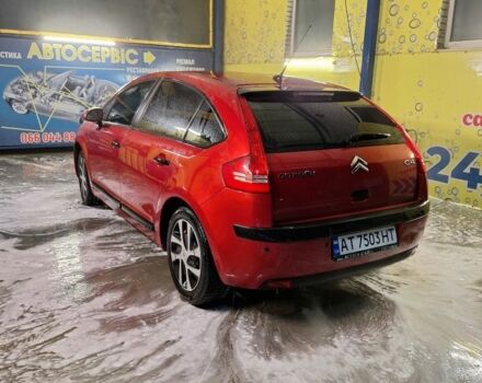 Красный Ситроен С4, объемом двигателя 1.6 л и пробегом 187 тыс. км за 4200 $, фото 2 на Automoto.ua