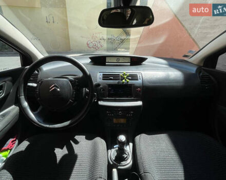Червоний Сітроен С4, об'ємом двигуна 1.56 л та пробігом 220 тис. км за 5000 $, фото 13 на Automoto.ua