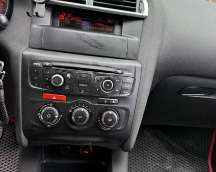 Красный Ситроен С4, объемом двигателя 1.56 л и пробегом 205 тыс. км за 6700 $, фото 9 на Automoto.ua