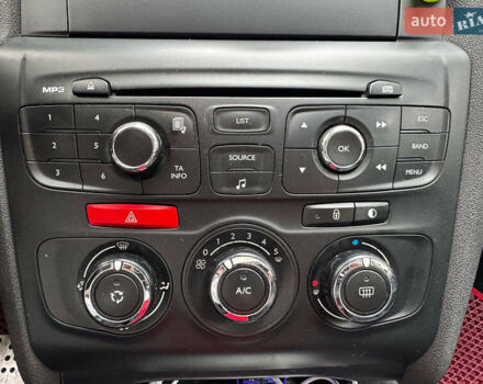 Красный Ситроен С4, объемом двигателя 1.6 л и пробегом 351 тыс. км за 6490 $, фото 17 на Automoto.ua