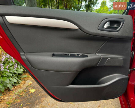 Красный Ситроен С4, объемом двигателя 1.6 л и пробегом 351 тыс. км за 6490 $, фото 20 на Automoto.ua