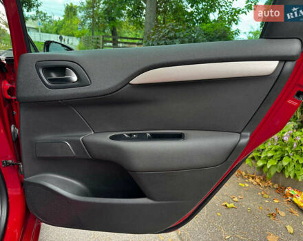 Красный Ситроен С4, объемом двигателя 1.6 л и пробегом 351 тыс. км за 6490 $, фото 24 на Automoto.ua