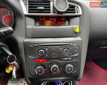 Красный Ситроен С4, объемом двигателя 1.6 л и пробегом 351 тыс. км за 6490 $, фото 16 на Automoto.ua