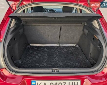 Червоний Сітроен С4, об'ємом двигуна 1.56 л та пробігом 120 тис. км за 8500 $, фото 11 на Automoto.ua